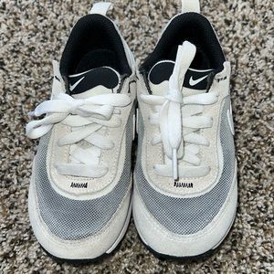 Nike waffle toddler 10c